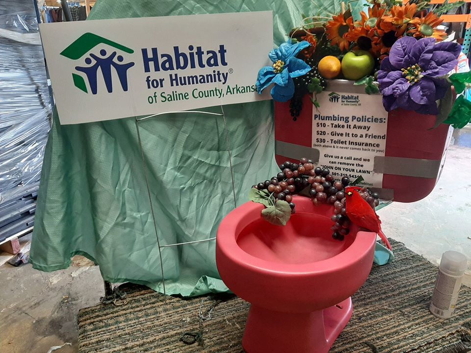 Habitat Toilet